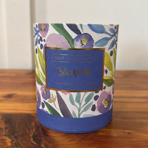 NEW Simply Indulgent Soy Jar Candle in Blue Violet w/ Decorative Box - Picture 5 of 5